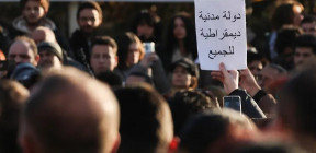 دراسة: السوريون لا يعتبرون البيئة آمنة بغياب العنف فقط .. بل بصون الكرامة الإنسانية