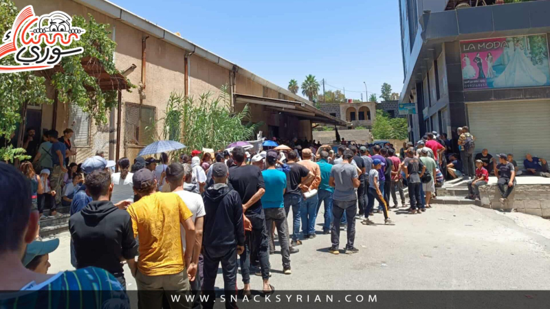 عدنا بلا خبز.. السويداء تدخل يومها الثاني بلا طحين