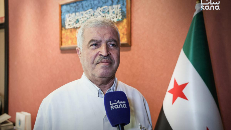 الدكتور عبد الغني الشلبي مدير عام المشفى الوطني لأول مرة في سوريا.. طُعم وعائي بقري لإصلاح وصلات الغسيل الكلوي