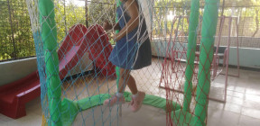 وين بترك ولادي؟ أطفال الأمهات العاملات يكبرون في بيوت الأقارب