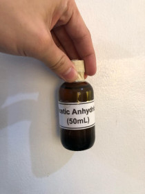 كاشف كيميائي عالي النقاء من أنهيدريد الأسيتيك بسعر مناسب/ واتساب: //+1(501)436-2415/+447918009975//