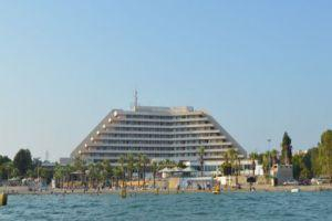 فنادق الساحل السوري ترفع أسعارها..وتخالف توجيهات الوزير!