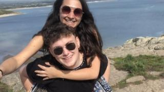 "لم أستطع تذكّر حبيبي"