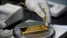 سعر الذهب يسجل مستوى قياسيا منذ 2011