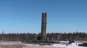 الدفاع الروسية: بدء الاختبارات الجوية لصاروخ 