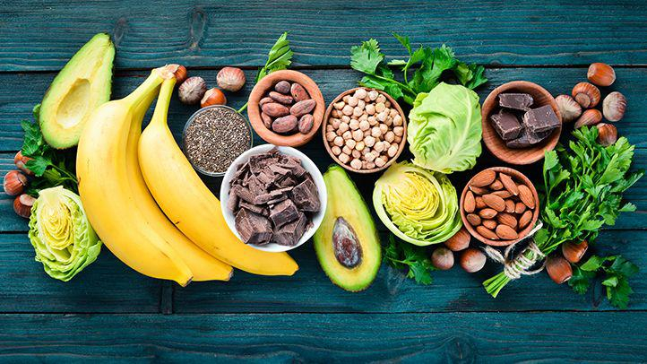 هل نتناول ما يكفي من المغنيزيوم وما تأثيرات نقصه في الجسم - آثار نقص أو فرط تناول المغنزيوم في الجسم - دور المغنيزيوم في الجسم