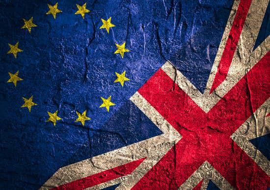 تراجع صادرات بريطانيا للاتحاد الأوروبي 68% بسبب المعاملات الورقية الإضافية وقيود ما بعد بريكسِت