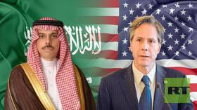 وزير الخارجية السعودي يتلقى اتصالا هاتفيا من نظيره الأمريكي