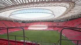 سقوط طائرة مسيرة في ملعب أتلتيك بيلباو أثناء مباراته ضد إيبار (فيديو)