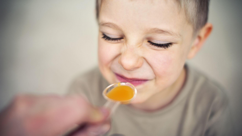 هل من الآمن إعطاء عقار تاميفلو للأطفال؟ - دواء مضاد فيروسي يوصف لمساعدة الجسم على مقاومة الزكام الموسمي - الوقاية من الإنفلونزا