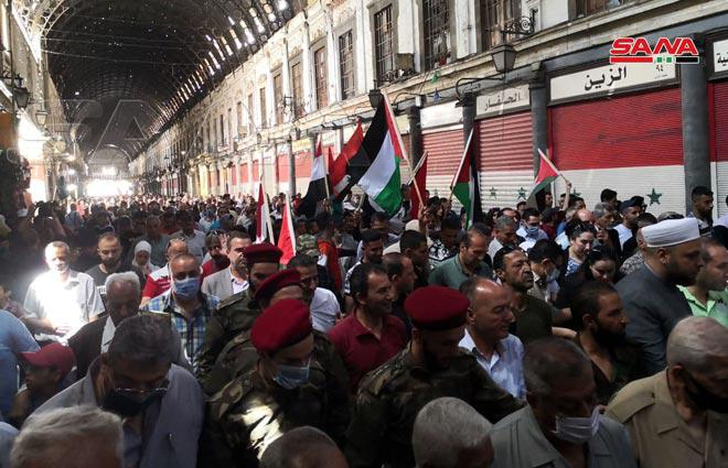 بمشاركة شعبية واسعة.. انطلاق مسيرة في دمشق إحياء ليوم القدس العالمي