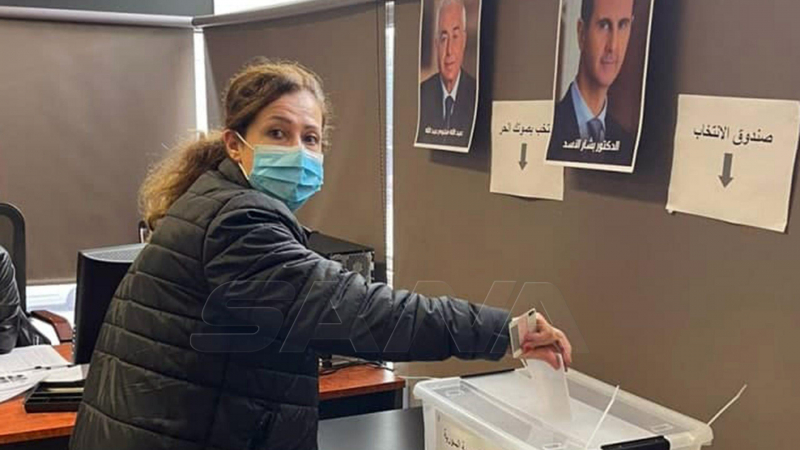 بالصورة ..عمليات الاقتراع في انتخابات رئاسة الجمهورية العربية السورية للسوريين المقيمين في الخارج