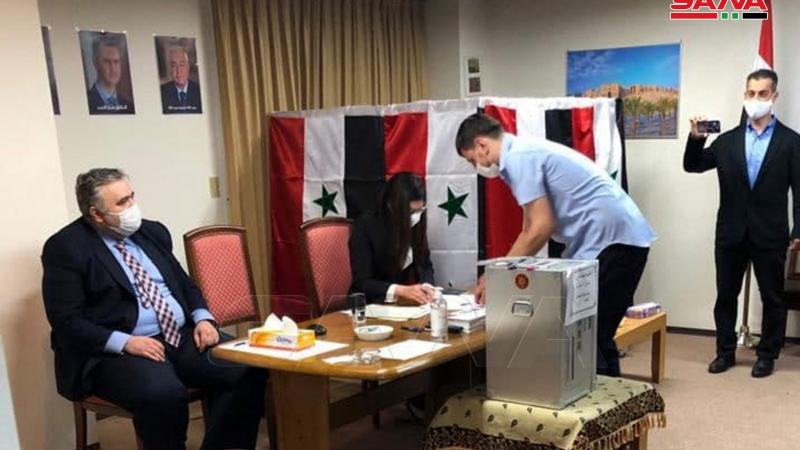 بالصورة ..عمليات الاقتراع في انتخابات رئاسة الجمهورية العربية السورية للسوريين المقيمين في الخارج