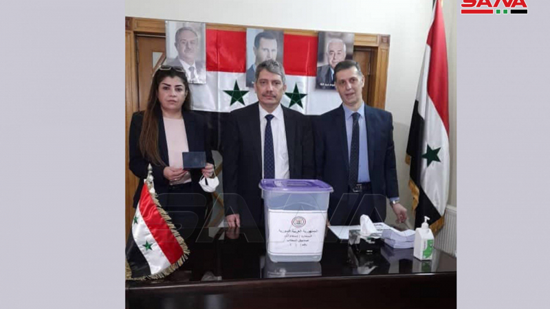 بالصورة ..عمليات الاقتراع في انتخابات رئاسة الجمهورية العربية السورية للسوريين المقيمين في الخارج