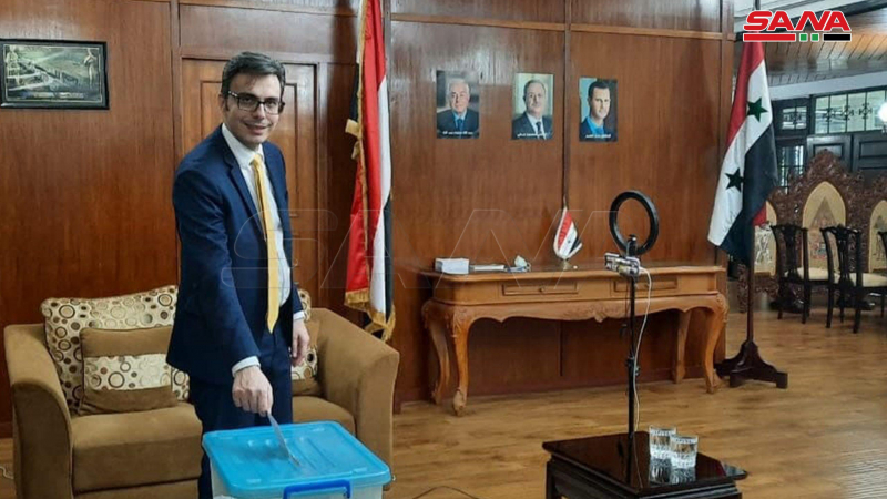 بالصورة ..عمليات الاقتراع في انتخابات رئاسة الجمهورية العربية السورية للسوريين المقيمين في الخارج