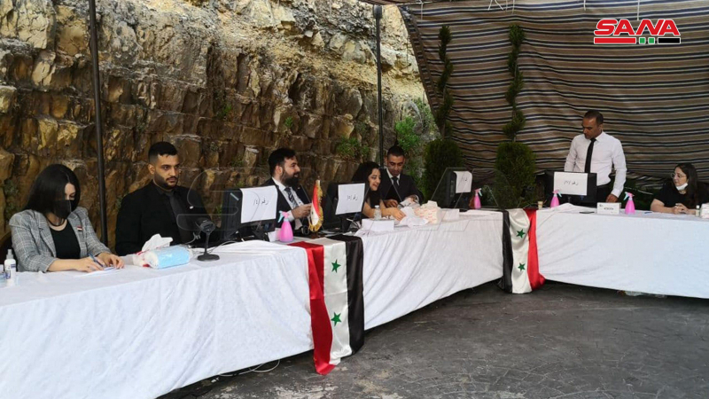 بالصورة ..عمليات الاقتراع في انتخابات رئاسة الجمهورية العربية السورية للسوريين المقيمين في الخارج