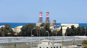 الرئيس اللبناني يوافق على قرض لاستيراد الوقود اللازم لتوليد الكهرباء