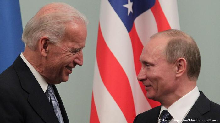 قبيل القمة المرتقبة عالمياً.. بايدن يضغط على بوتين في سوريا