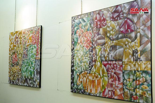 فضاءات.. معرض للتشكيلية رولا نويلاتي في ثقافي أبو رمانة