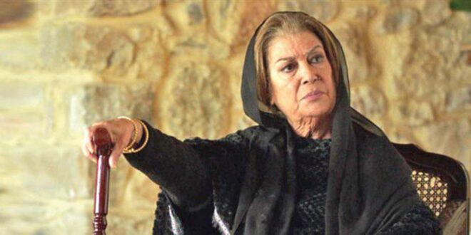 منى واصف تتعرض للانتقاد