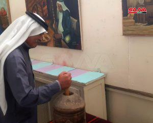 (دلة ونجر) معرض تراثي يقدم أدوات منزلية كانت تستخدم في الحسكة