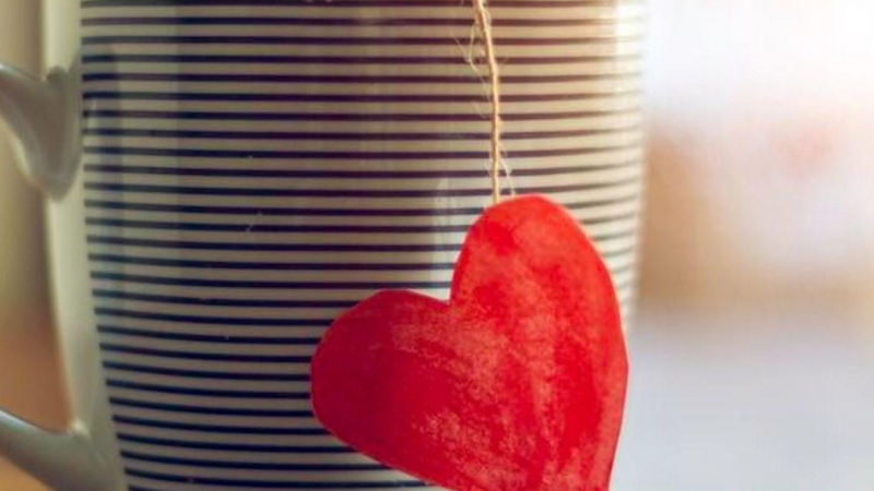 من فوائد الشاي الأخضر أنه يحافظ على صحة القلب والشرايين