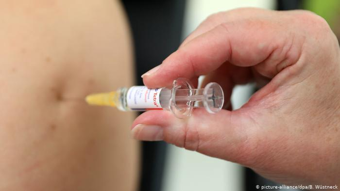هل لتطعيم الإنفلوانزا فوائد أخرى غير الحماية من مخاطر الإنفلوانزا الموسمية؟