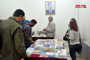 الطابع الأدبي يستحوذ على معرض للكتاب في درعا