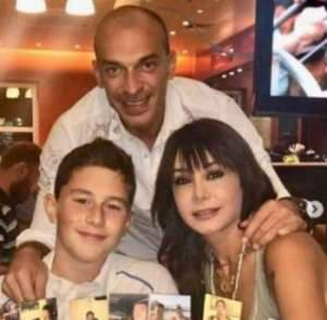 كاريس بشار مع طليقها وابنهما