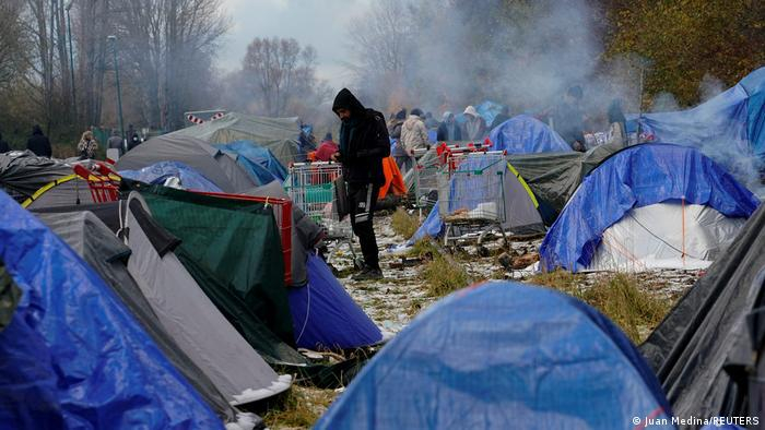 جانب من مخيم لاجئين في شمال فرنسا