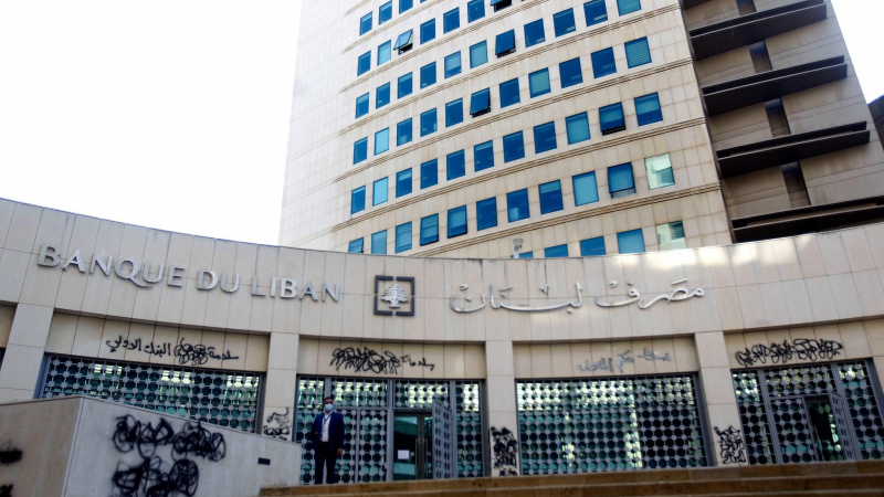 عجاقة: التعميم رقم 161 الذي أصدره المجلس المركزي في مصرف لبنان ساهم بضخ الدولارات.