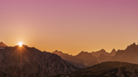 ما هي أقدم سلسلة جبال في العالم؟