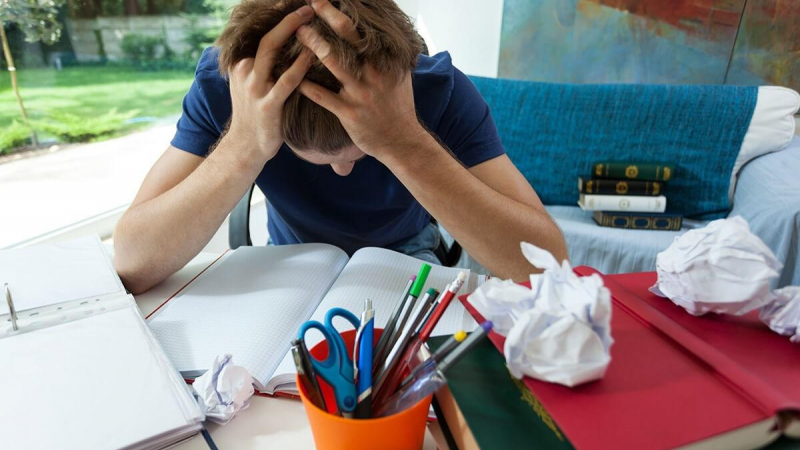 الإجهاد قد يعزّز أعراض ارتجاع المريء