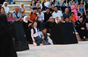 حضور مميز للفلكلور السوري في رابع أيام معرض الزهور