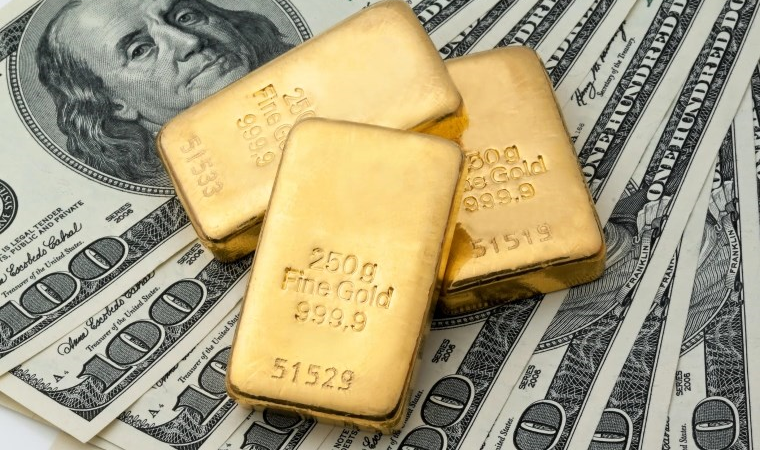 أسعار الذهب ترتفع مع تراجع الدولار الأميركي