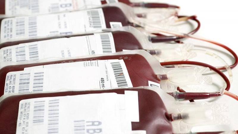 ما الذي يمنع العلماء من صنع دم اصطناعي يمكن منحه لكل محتاج؟