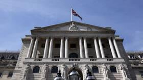 بنك إنجلترا قد يرفع أسعار الفائدة إلى أعلى مستوى منذ 1995