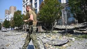 القوات الأوكرانية تقصف دونيتسك وغورلوفكا وبانتيليمونوفكا