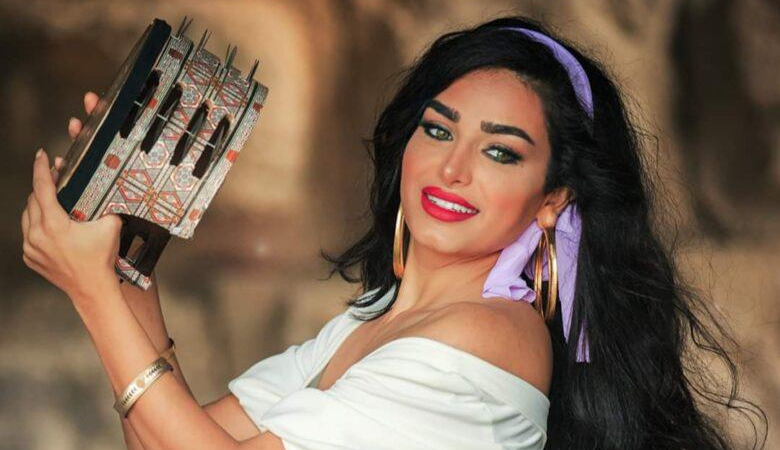 رشا بلال تعلن انسحابها من صالون زهرة