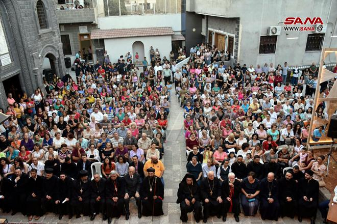 الكنائس المسيحية في حمص تقيم صلاة مشتركة من أجل السلام في سورية
