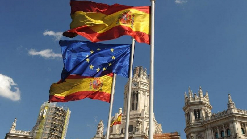 إسبانيا تستنكر اقتراح بروكسل تحديد سقف سعر الغاز وتصفه بالـ