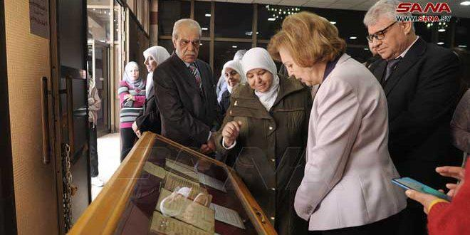 مكتبة الأسد تحتضن معرضاَ للمخطوطات والدوريات القديمة الصادرة في بلاد الاغتراب
