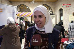 (أثر فراشة لا يغيب).. معرض منتجات يدوية لـ 18 سيدة في حلب