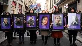 مسيرة تكريم لناشطات كرديات قتلن قبل 10 سنوات في باريس