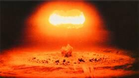 "دمار للكوكب".. خبير أمريكي يشرح خطر الحرب النووية