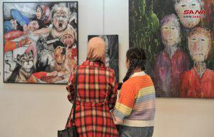 جمعية شموع السلام تحتفي بعيدي المرأة والأم بمعرض فني جماعي