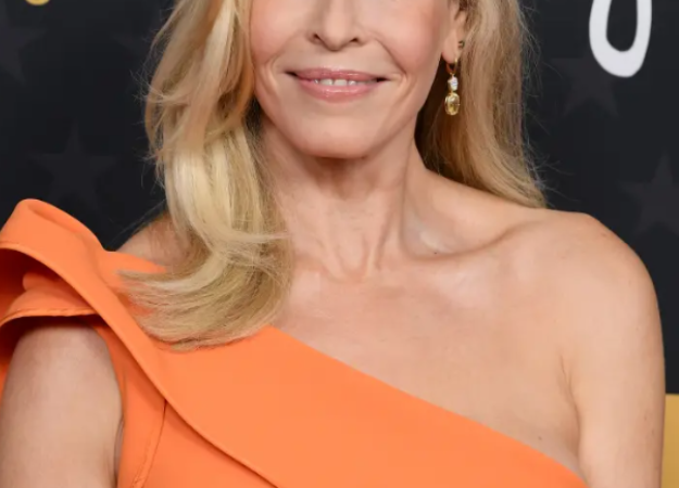 أقرت الممثلة تشيلسي هاندلر، بطلة مسلسل فتيات سيئات السلوك، بأنها تستعمل حقن أوزمبيك للحصول على النحافة