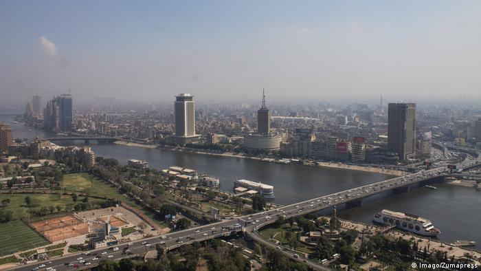 صورة للقاهرة ويظهر فيها نهر النيل (16/4/2016)