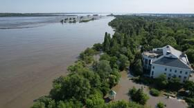 مسؤول: 14 تجمعا سكنيا تقع في منطقة الفيضانات المحتملة بعد تدمير جزء من محطة كاخوفسكايا