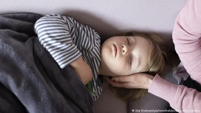 Symbolbild Krankes Kind